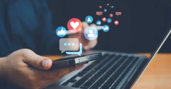 소셜 미디어가 당신의 마음을 형성하는 방식